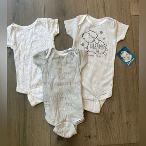3 Gerber onsies 3-6m